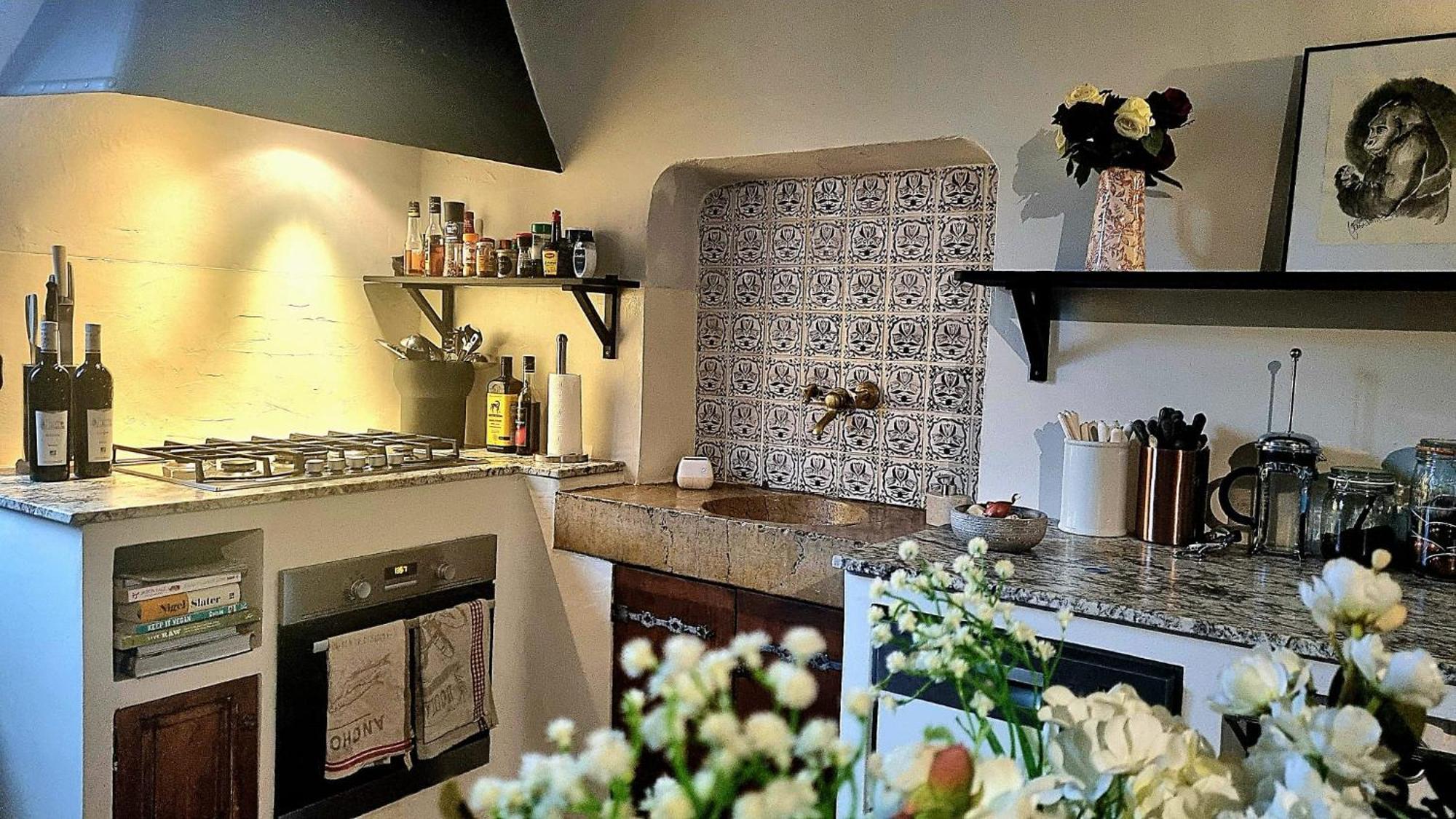 Townhouse Mougins In The Old Village, Fantastic View, Sea And Mountains エクステリア 写真